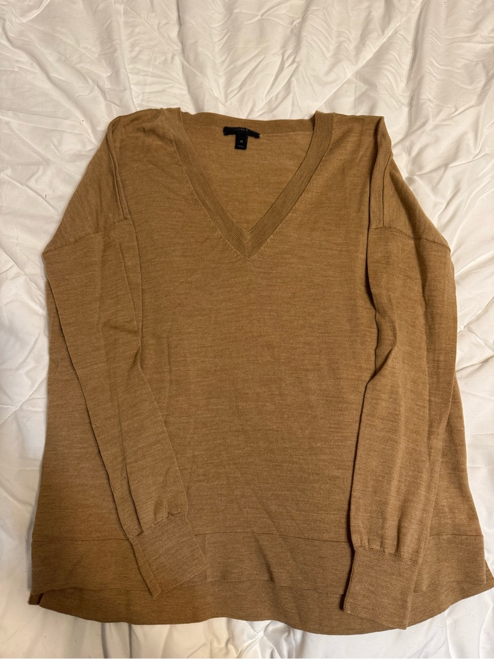 Women’s J Crew V-Neck Sweater in Camel Brown